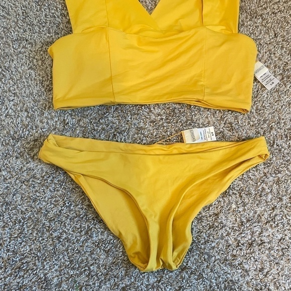 L* Space Parker Bikini square neck yellow size large / small - Picture 4 of 10
